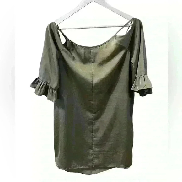Charlotte Russe Satiny Green Dress Large - Picture 4 of 4